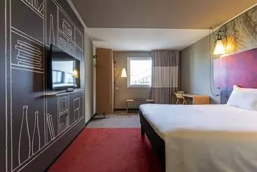 Hotel Ibis Paris Pantin Eglise