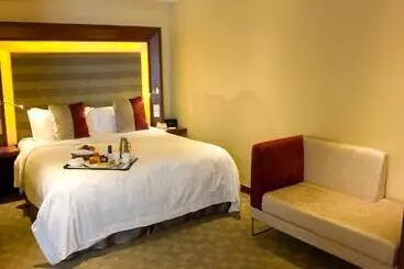 Novotel Atlantis Shanghai   Breakfast In The Clouds With River View In The Revolving Restaurant