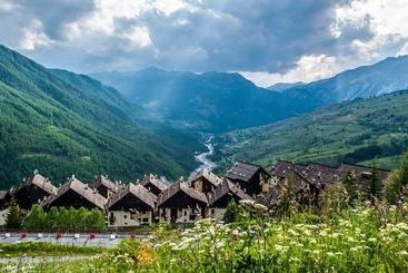 Residencia La Piazza y Abeti Betulle