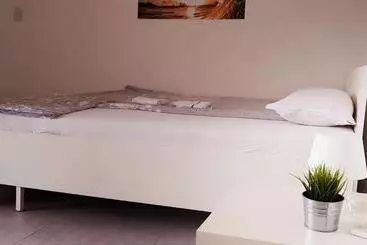 Pension  In Villa Guesthouse