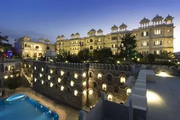 Hotel The Kumbha Bagh