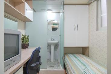 בית מלון כפרי Full House Sinchon