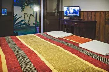 Bed And Breakfast Ichnos