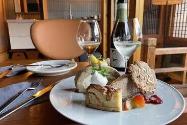 Bed and Breakfast Cafe & Bb Guri