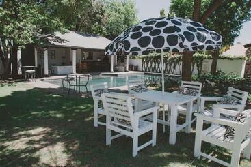 膳宿费 Lydenburg Manor Guest House