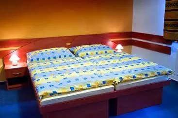 ペンション Penzion Bowling