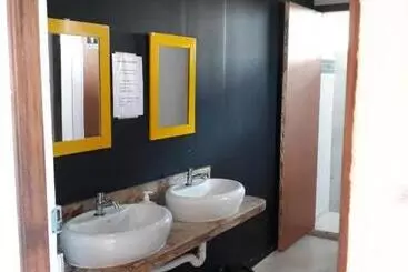 Ti Hostel Trindade Hospeda