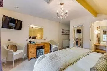 Bed and Breakfast Number 43