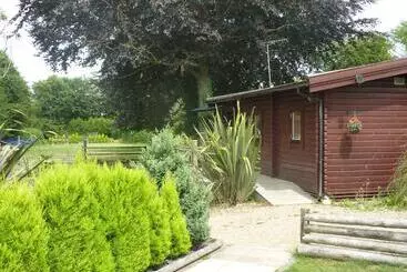 Majatalo Cypress Log Cabins Accommodation