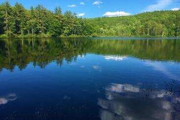 Auberge Hôtelière Center Lovell Inn
