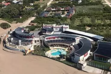 Huoneistohotelli Club De Mar Terrazas Cayastá