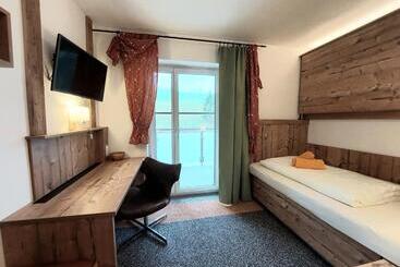 فندق Gasthof Klug Zum Ehrensepp