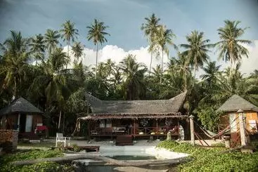 Hotel Simeulue Surflodges