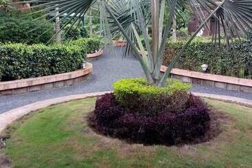 Hotel Shyam Farm House And Resort