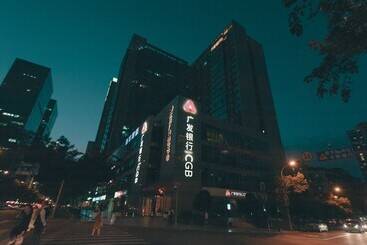 בית מלון כפרי White Waltz