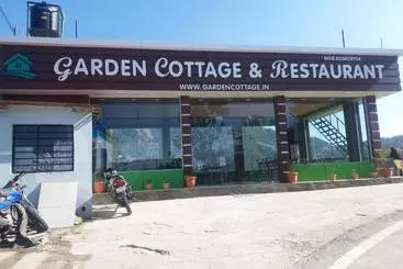 ホテル Garden Cottage