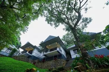 Hotel Golden Fern Resort