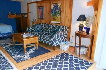 Cavalier Cottage B&b