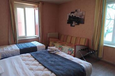 Logis Hotel Des Voyageurs