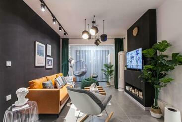 בית מלון כפרי Wuhan Hanyang District·jiangcheng Avenue