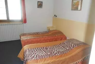 هتل Le Logis Du Pré Braheux