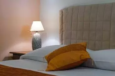 ベッドアンドブレックファースト Umberto 33