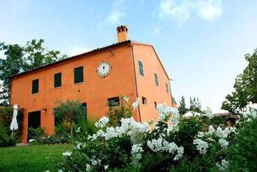 Kır Oteli Poggio Montali