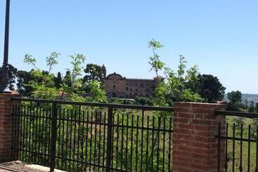 Aamiaismajoitus (B&B) Bellavista Bike Stop