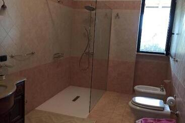 Bed and Breakfast Vacanze Al Minci