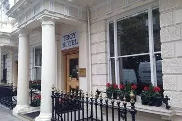 בית מלון כפרי Troy