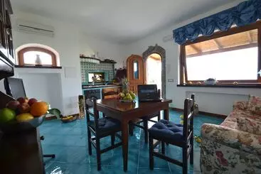 تختخواب و صبحانه Casa Amena