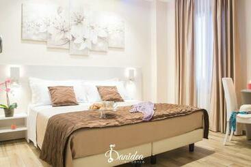 Bed and Breakfast Residenza Danidea