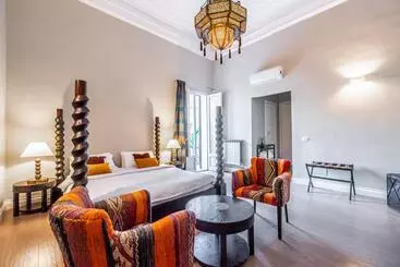 تختخواب و صبحانه Vittorio S Luxury