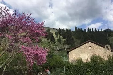 田舎風ホテル La Fonte