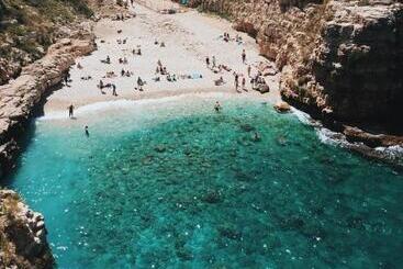 تختخواب و صبحانه Sei Stelle Mama