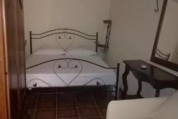 Hostelli Albergo Diffuso Borgo Dei Greci