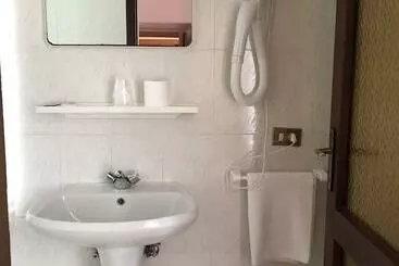 هتل Albergo Miravalle