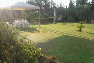 Bed and Breakfast Al Sole Di Pula