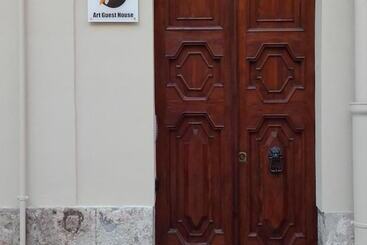 بنسيون Art Guest House