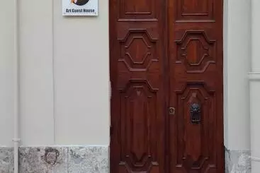ペンション Art Guest House