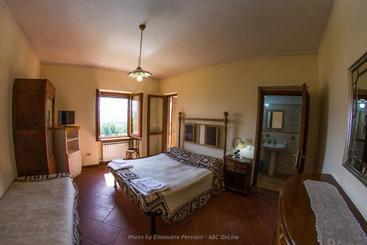 بيت ريفى Agriturismo Santa Serena