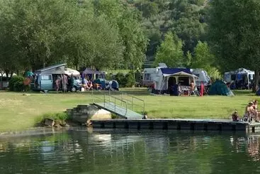 Hotelli Camping & Village Polvese