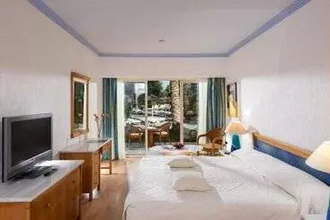 Paphos Gardens Holiday Resort