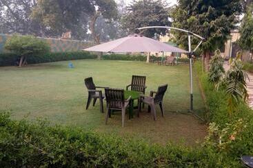 Hotell Radha Krishna Dham