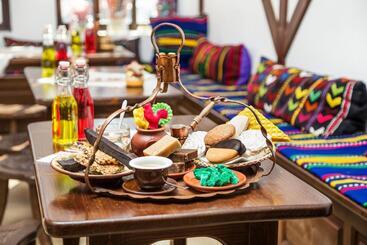 Kurort  Complex Vazrozhdentsi