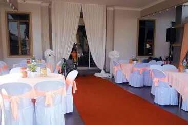 Hotel Arrayyan Guesthouse & Homestay