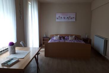 Pensión Guest House Tara