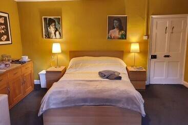 مبيت وإفطار Wern House