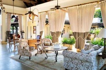 Royal Livingstone Hotel By Anantara