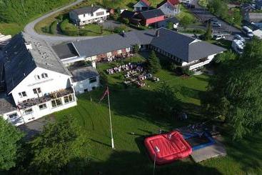 Hotel Folgefonn Gjestetun